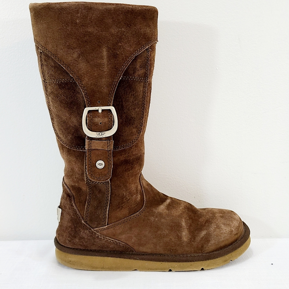 Ugg Zip Boots